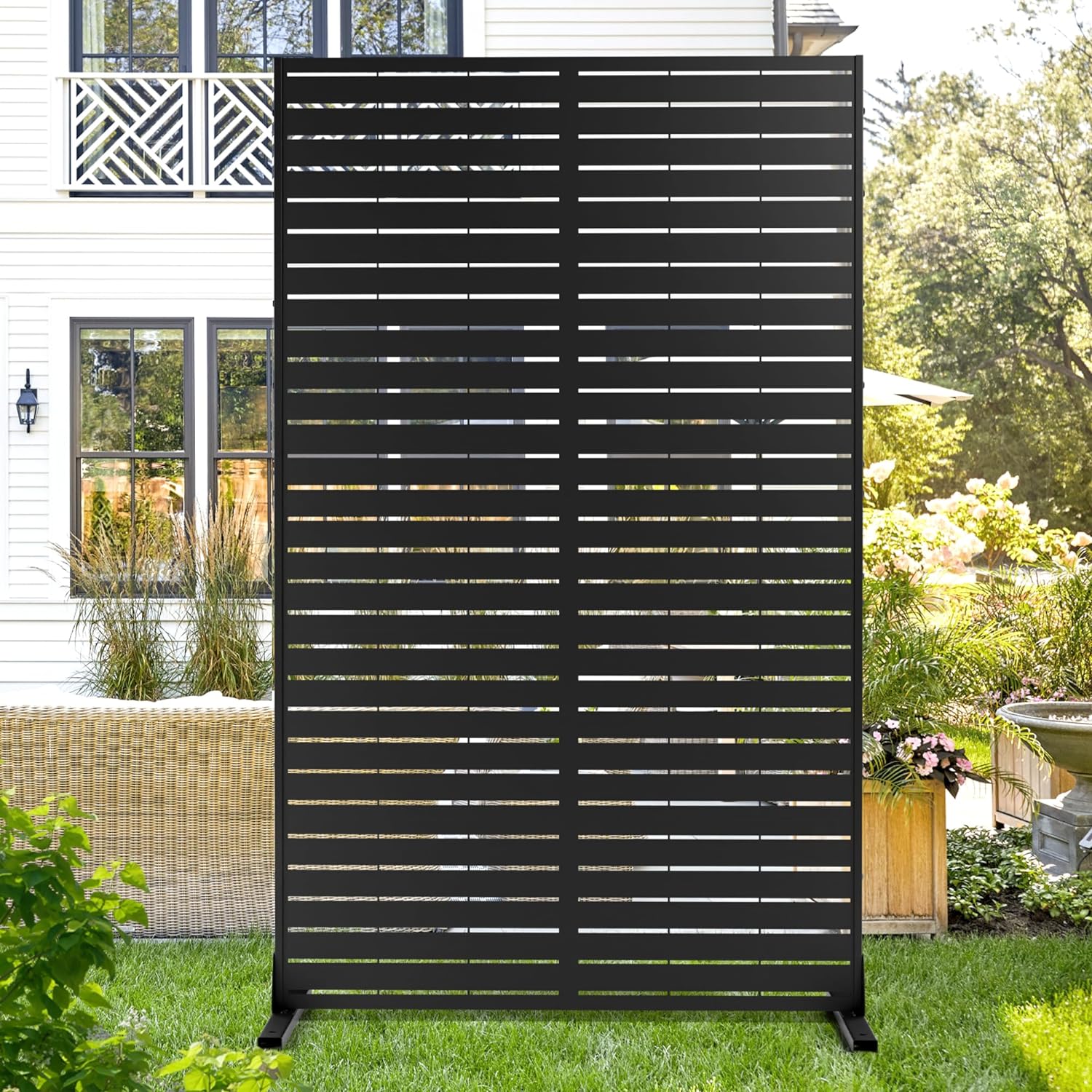 YESUNEED Metal Privacy Screen