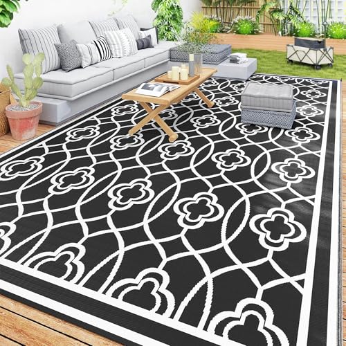 Outsunny Outdoor Rug for Patio, 9' x 18' Waterproof Large Mat, Reversible Plastic Straw Rug for Decor, Portable Outside RV Camping Area Carpet Mat for Backyard Porch Deck Picnic, Black & White Lantern